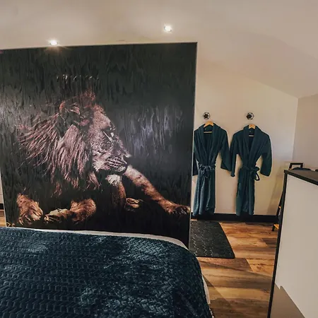 Nuit Feline 度假居 Ciriere